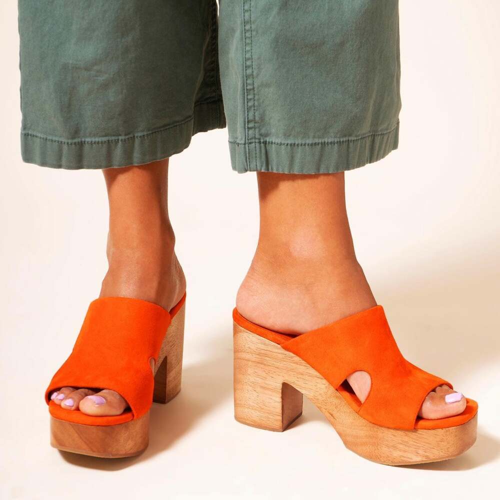 Charlotte Stone NEW Nina Clogs Orange Suede Wedge Slides Women Size US 9 NWOB